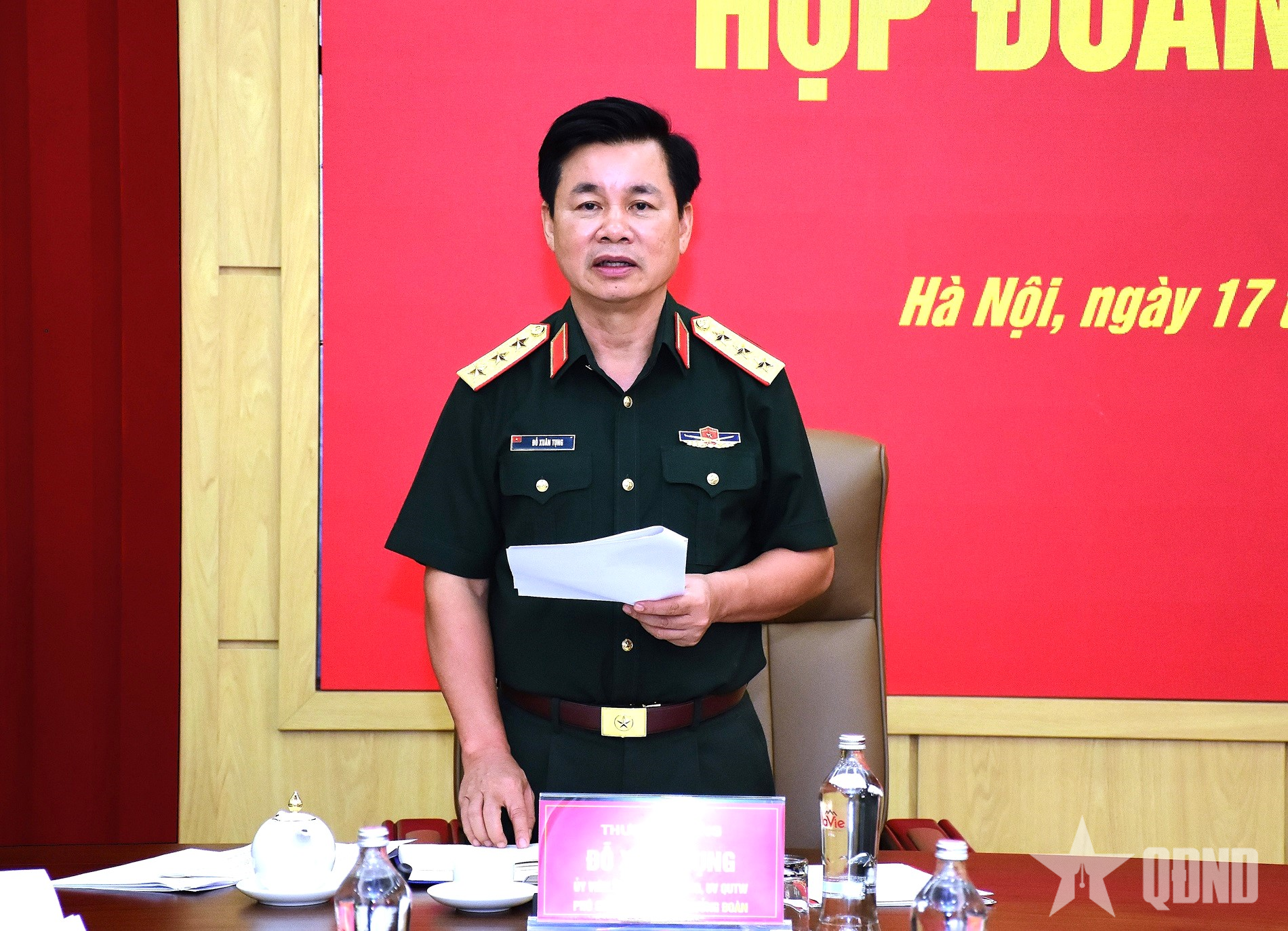 Thượng tướng Đỗ Xuân Tụng chủ trì họp Đoàn kiểm tra số 829 của Ban Thường vụ Quân ủy Trung ương